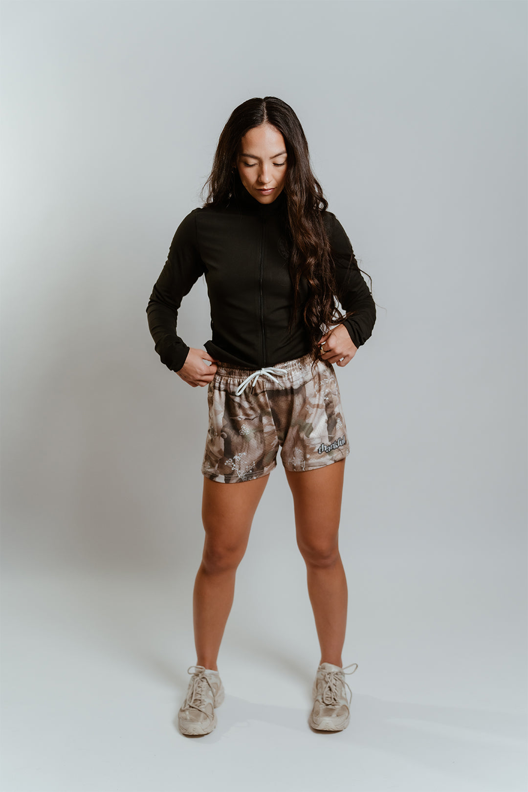 WOMEN'S SAKURA CAMO GAME SHORTS